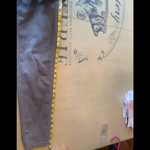 Rag & Bone. Handmade in NY. Grey with a touch of stretch - Picture 7 of 9